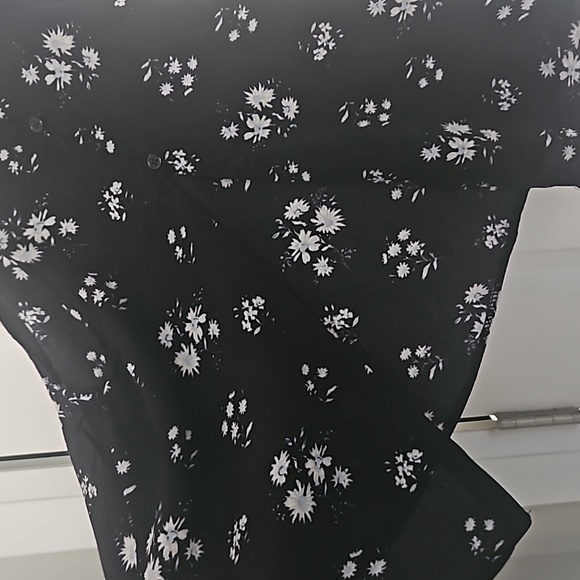 AE Floral Tank - Picture 4 of 6